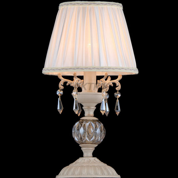 Настільна лампа Maytoni ARM335-11-W Elegant Sonata