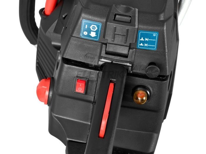 Ланцюгова бензопила Baumaster Black Edition 3000 Вт (GC-9952BE)