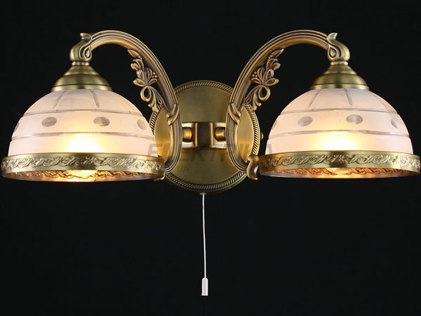 Бра Maytoni CL1011-02-R Royal Classic Bristol