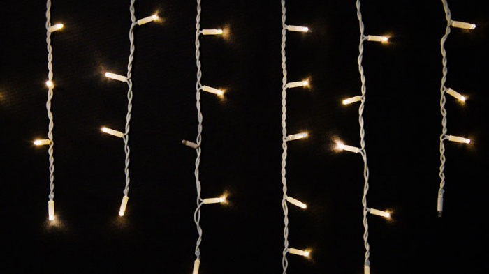 Гірлянда зовнішня DELUX ICICLE 75LED 2x0.7m теплий білий/білий IP44 EN (90016594)