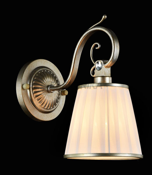 Бра Maytoni ARM002-01-NG Elegant Brezza